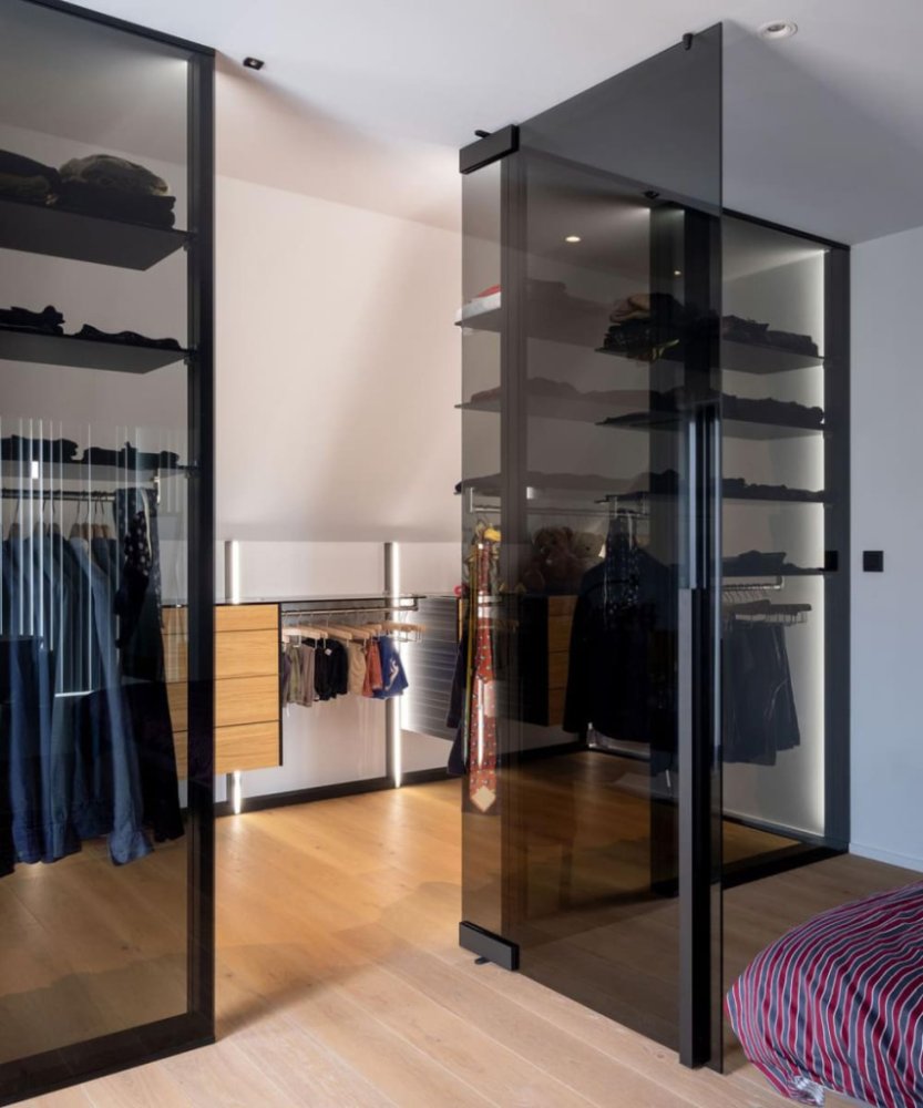 Роторні  двері AluDoors Pivot GLASS