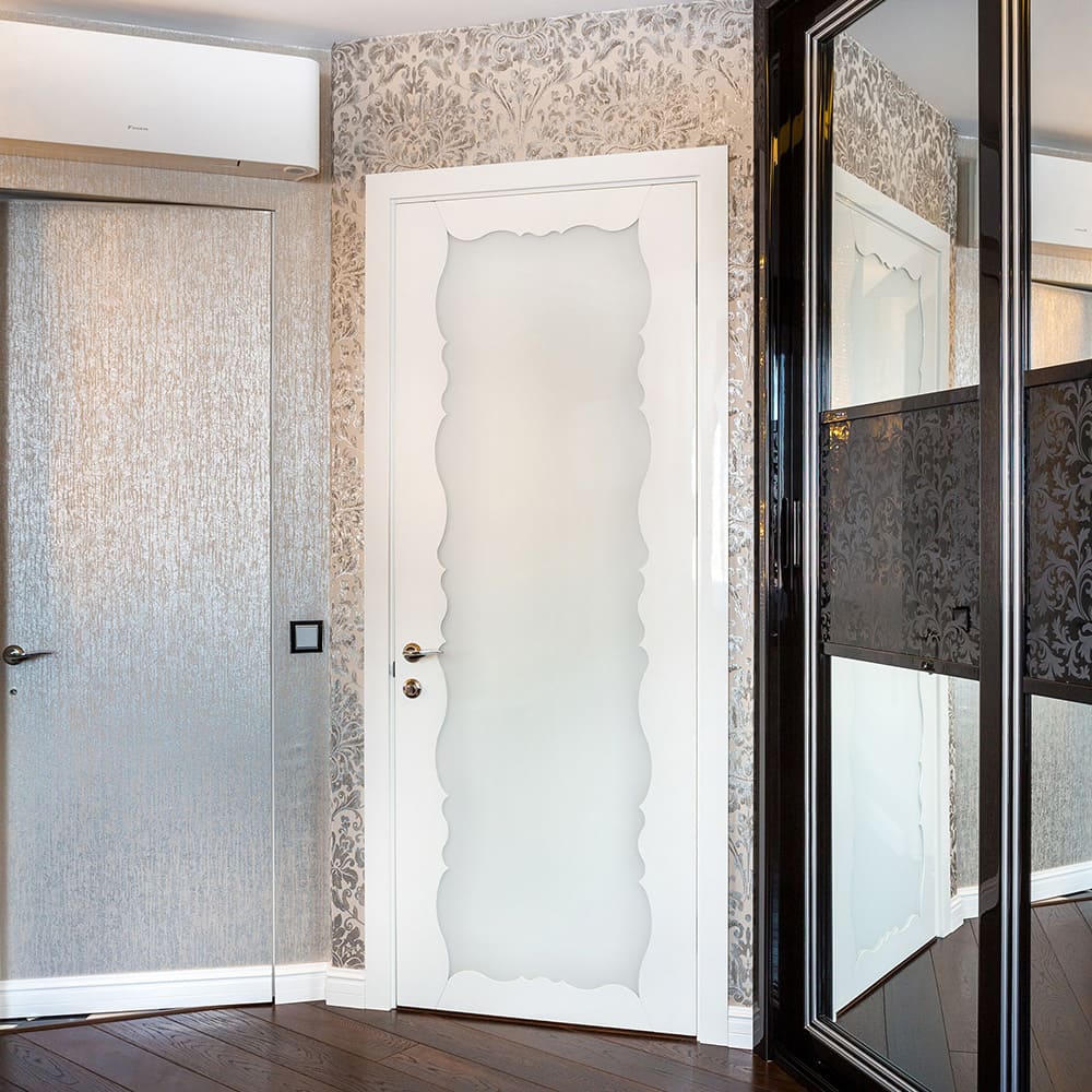 Класичні міжкімнатні двері Raven white